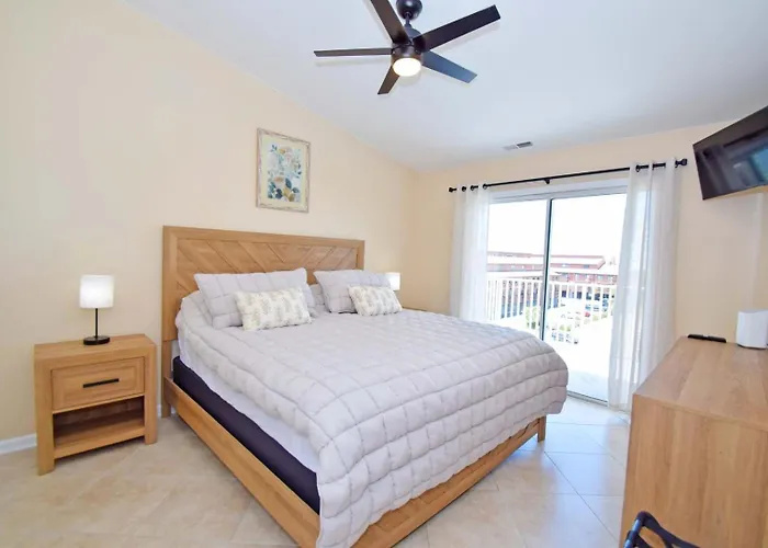 Oasis On The Bay 310 Apartment *
